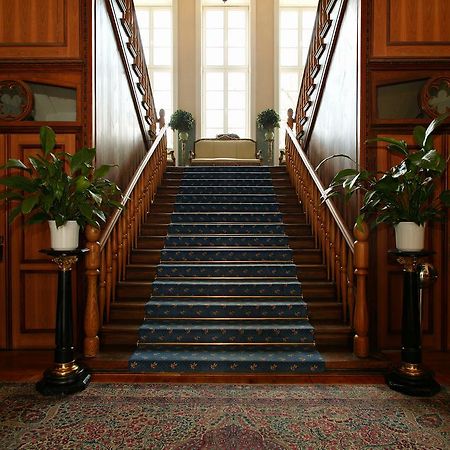 Park- Und Schlosshotel Schlemmin Bagian luar foto